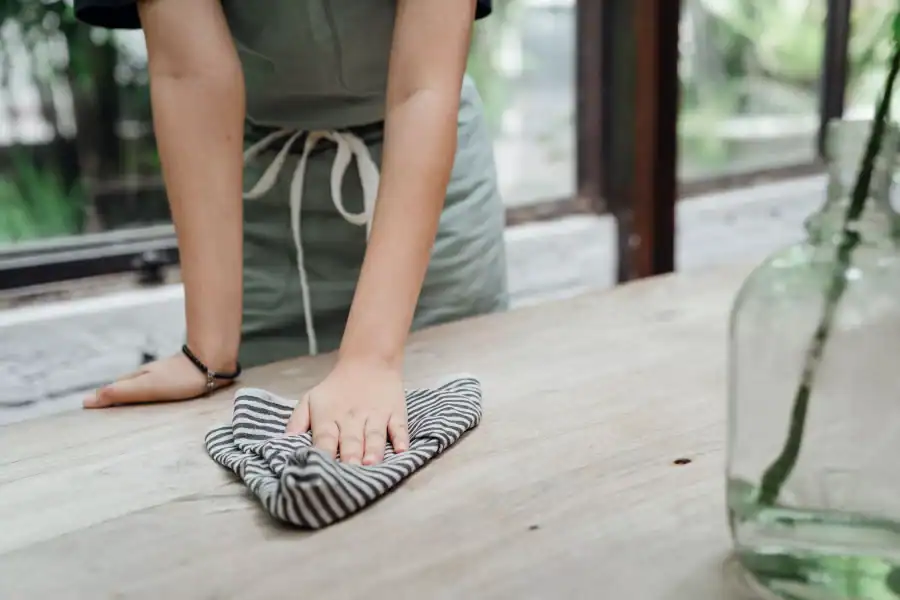 cleaning wood worktops