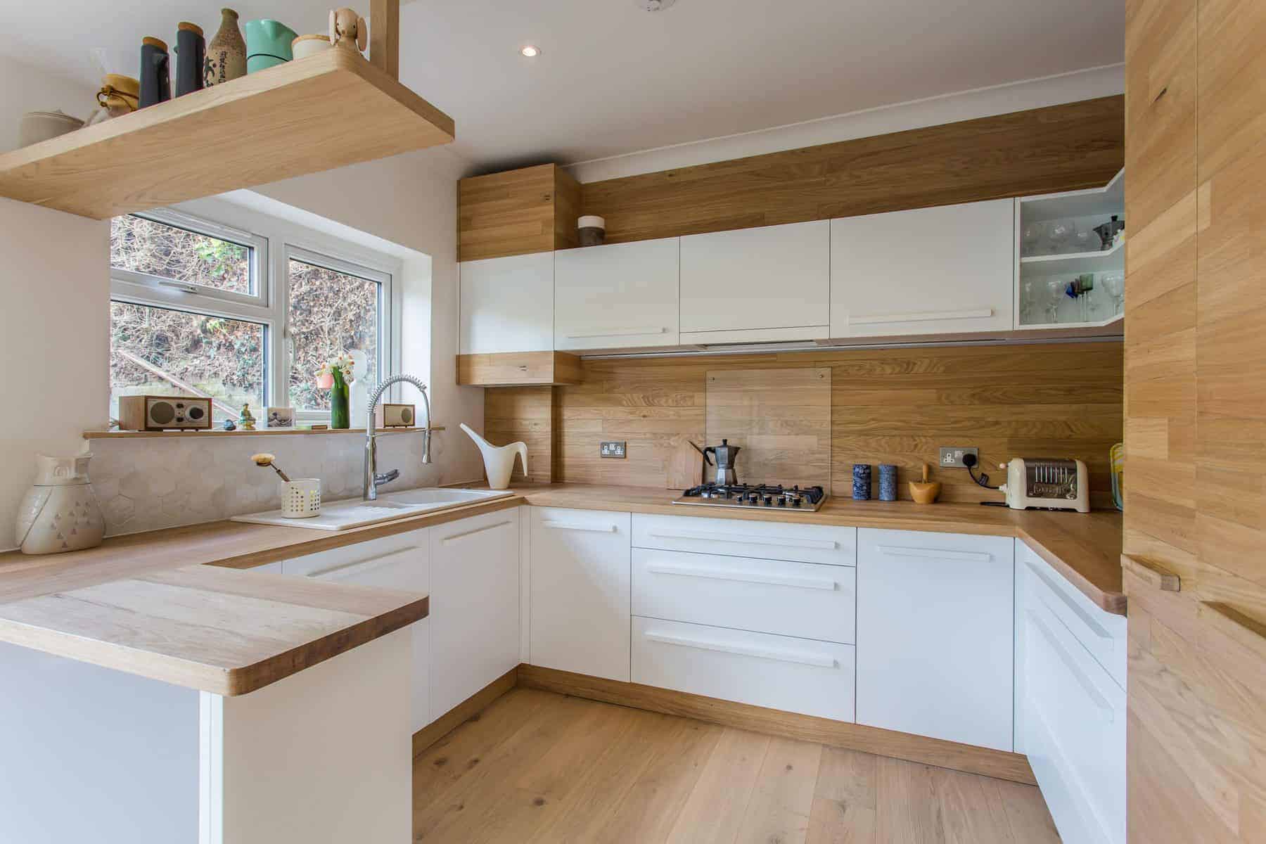 How to Pick Your New Wooden Kitchen Worktop For Your Kitchen