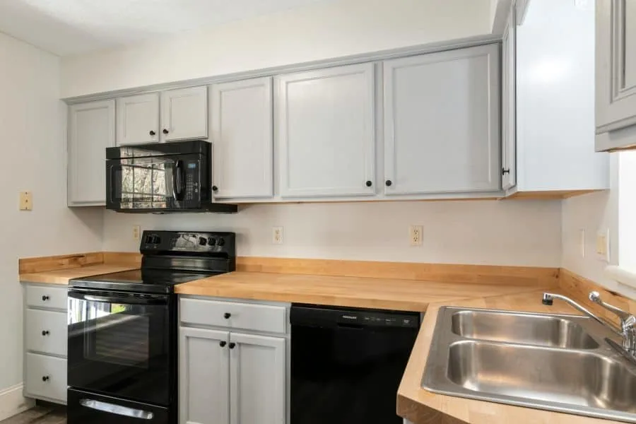 How to Replace Kitchen Worktops