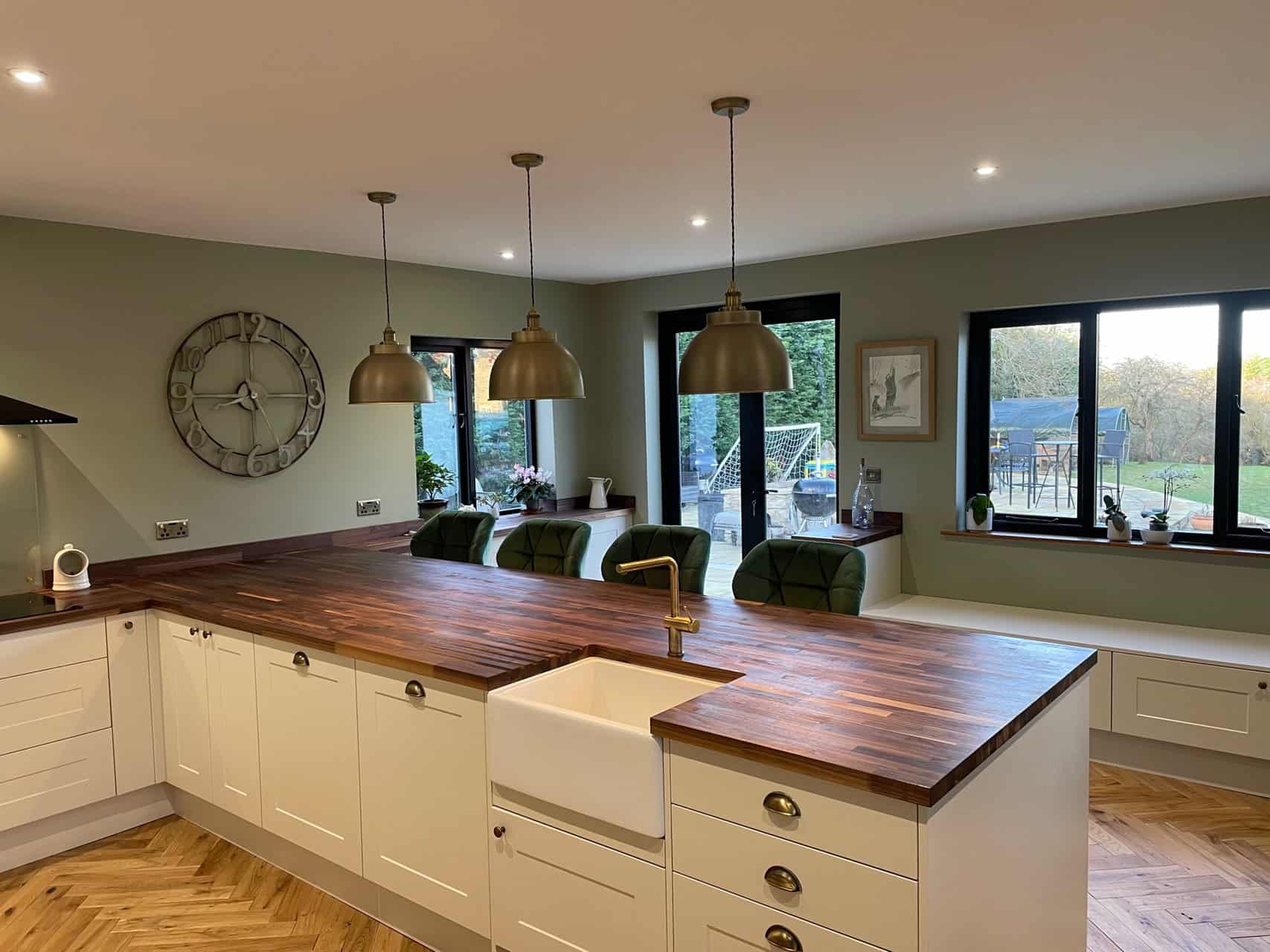 Expert Tips on Cleaning and Maintaining Your Wood Worktops