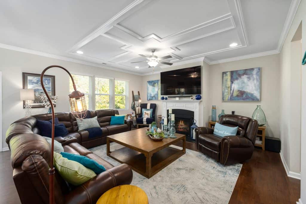 Incorporating Wood Worktops into Your Living Room Decor - Wood Worktops