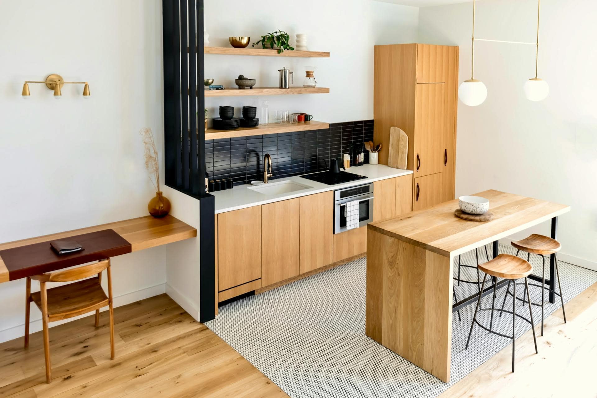 Innovations in Wood: Trendsetting Kitchen Worktop Solutions